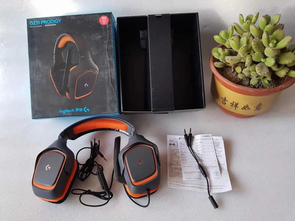 Бывшая в употреблении игровая стереогарнитура G231 logitech с шумоподавлением