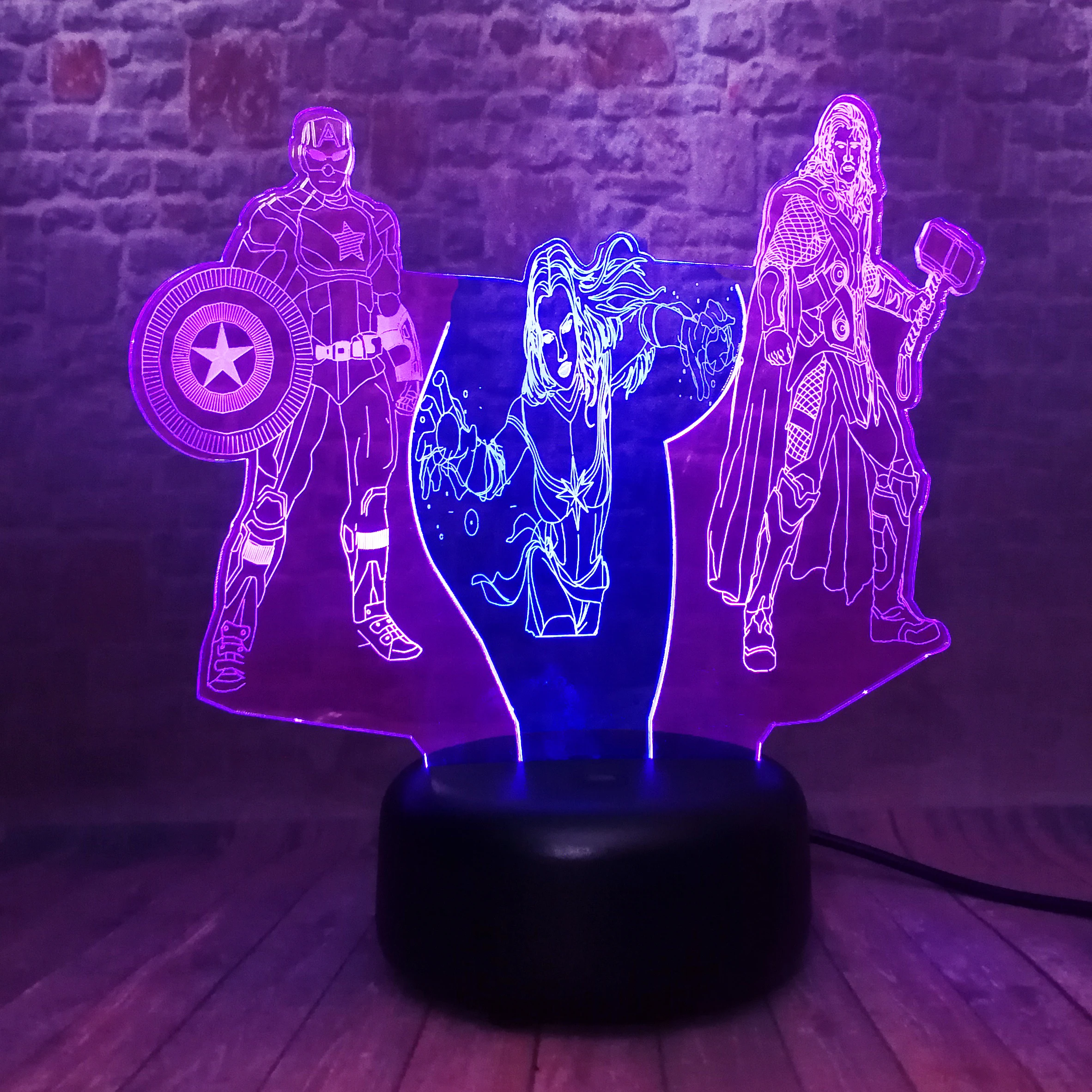 Коллекция Фильмов Marvel 3 героя легенды фигурка Капитан Америка Марвел Тор USB