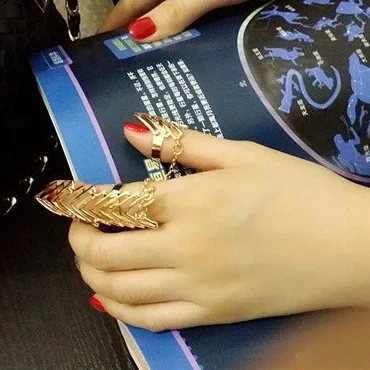 Лидер продаж новые металлические полые кольца V типа сиамские на указательный