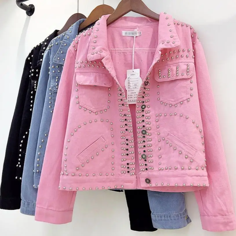 

Coats & Jackets