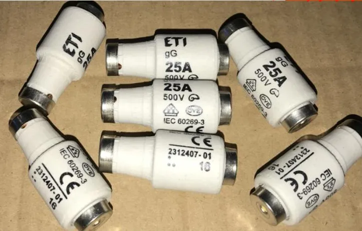 Предохранители: ETI DII 20A 500V 2312406 / 16A 2312405 25A 2312407 500Vac gL/gG|Перемычки| |