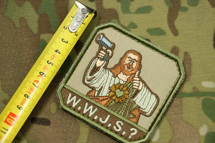 Нашивки v z мультикам. Нашивка работаю удаленно. Собр булат нашивка. Военная нашивка с фамилией. Шеврон мультикам.