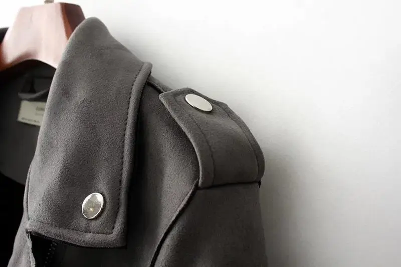 ZQLZ осенне зимняя мотоциклетная кожаная женская куртка 2018 из искусственной замши