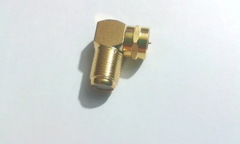 50 шт. позолоченный F штекер к гнезду переходник под прямым углом 90 градусов