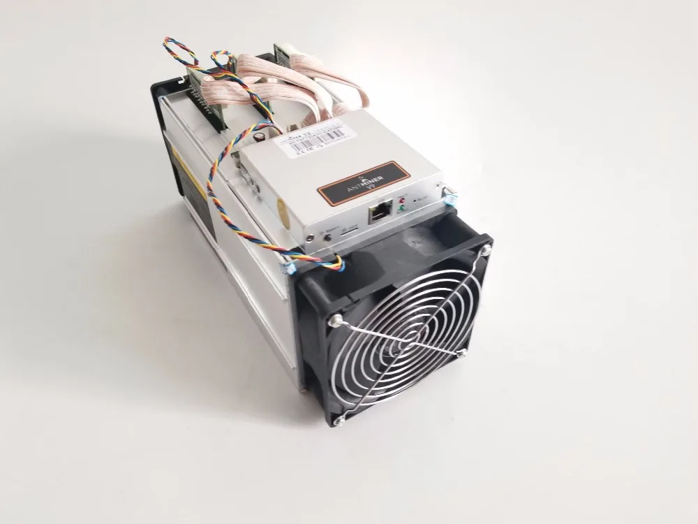 Новейший AntMiner V9 4TH/S Биткоин BCH BTC BCC Майнер без источника питания лучше, чем Antminer S9 Ebit E9 Whatsminer M3