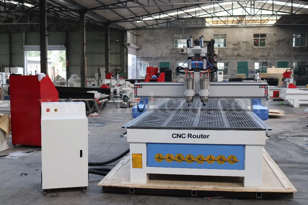 CE ISO сертификация 3d резьба по дереву cnc маршрутизатор машина/cnc машина с