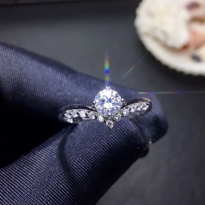 Moissanite 0.5ct твердость 9 3 заменители алмазов могут быть протестированы