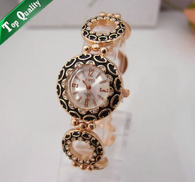 2017 известный бренд часы женские с логотипом twei Роскошные Кварцевые маленький
