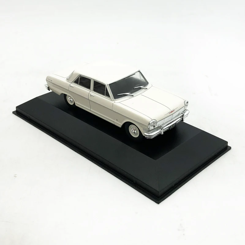 IXO 1/43 CHEVROLET 400 4 PUERTAS Chevrolet автомобильная металлическая игрушка| |