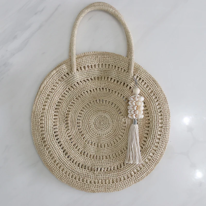 

Free Shipping Fashionable Summer Handmade Lafite Grass Bag Beach Bag with shell tassels Large capacity single shoulder Lady Bag