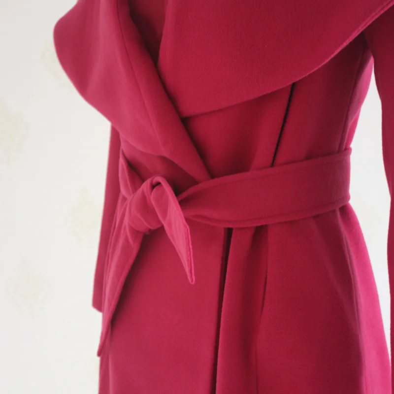 Женское шерстяное пальто с поясом приталенное длинное длинным рукавом и большим