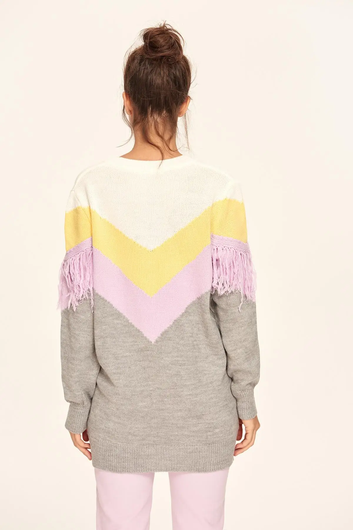 Trendyol Gray Tassels Sweater TCLAW19DU0032 |