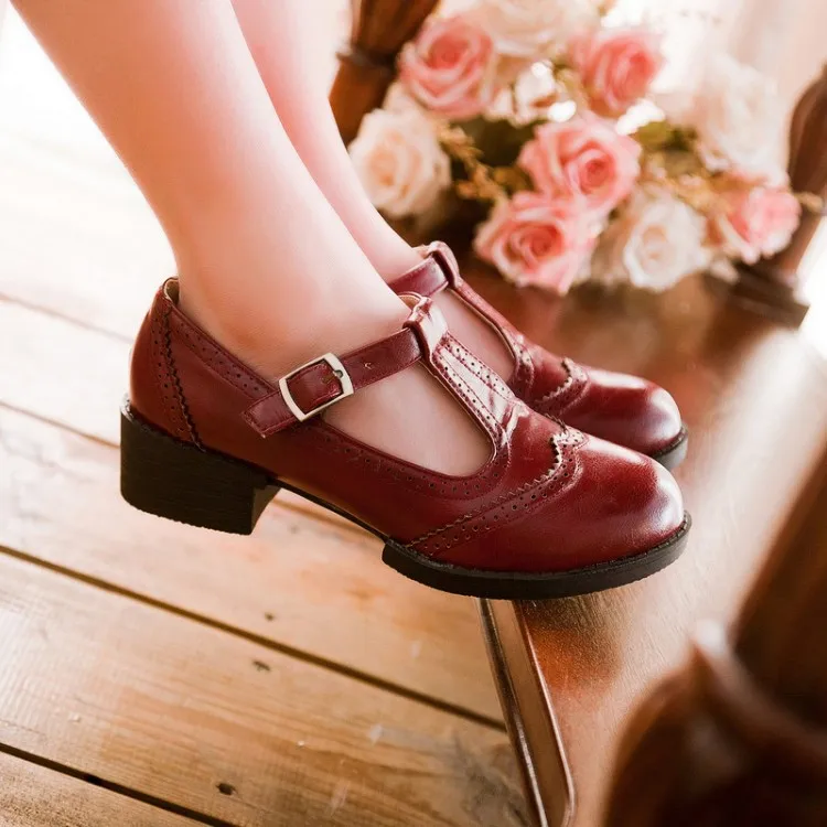 2015 NEW Vintage Carved Leather Student T-Strap Mary Jane Flats Womens  Oxfords Round Toe Shallow Mouth Flat Oxfords For Women | АлиЭкспресс