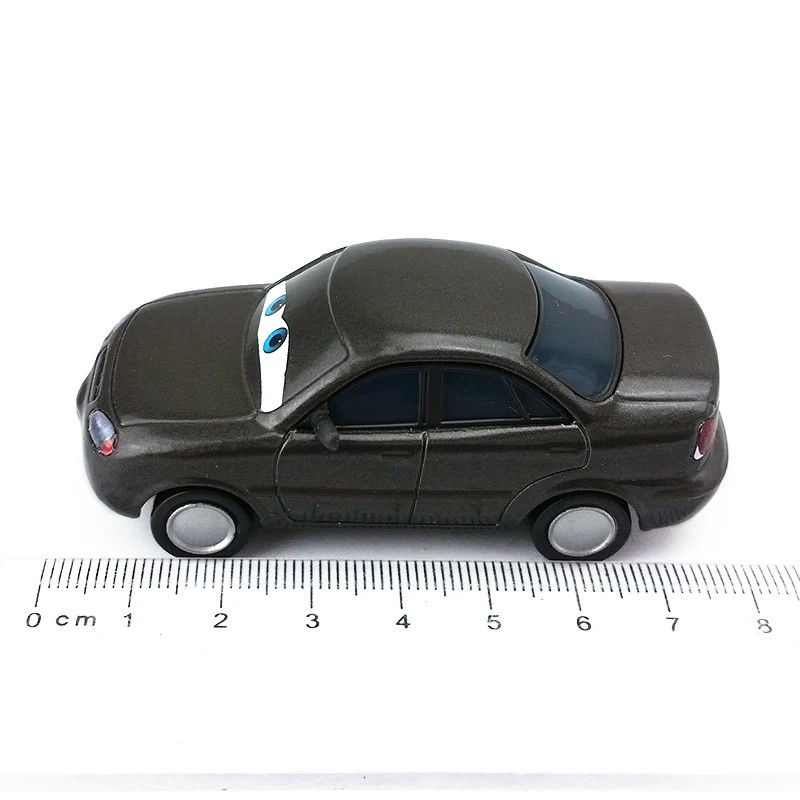 Металлическая игрушечная машинка из м/ф машинки Мишель Disney Pixar 1:55|diecast toy car|pixar carstoy
