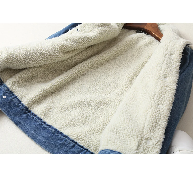 

Spring Autumn Winter New Nice Women Lambswool Jean Coat With 4 Pockets Long Sleeves Warm Jeans Coat Outwear Wide Denim Jacket