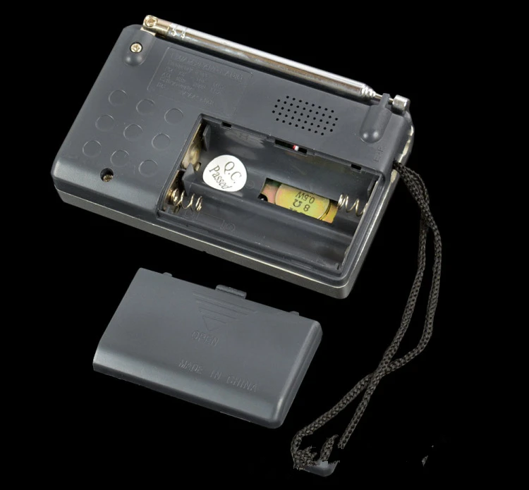 Совершенно новый портативный мини радиоприемник R119 с двухдиапазонным FM/AM