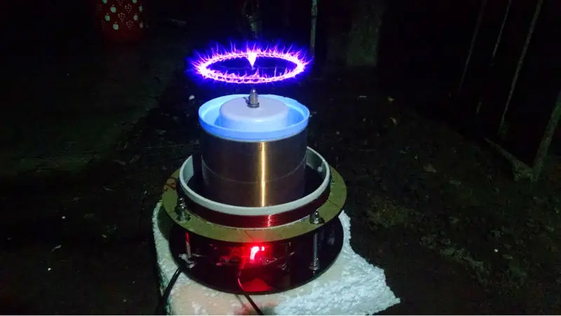 Плазменный динамик дуги громкий музыка Тесла катушка Удивительный мигающий