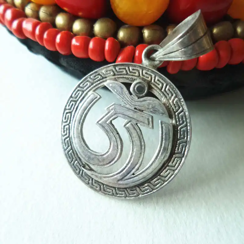 

Tibetan OM Amulets Pendants Nepalese Handmade 925 Silver Vintage Jewelry T9095