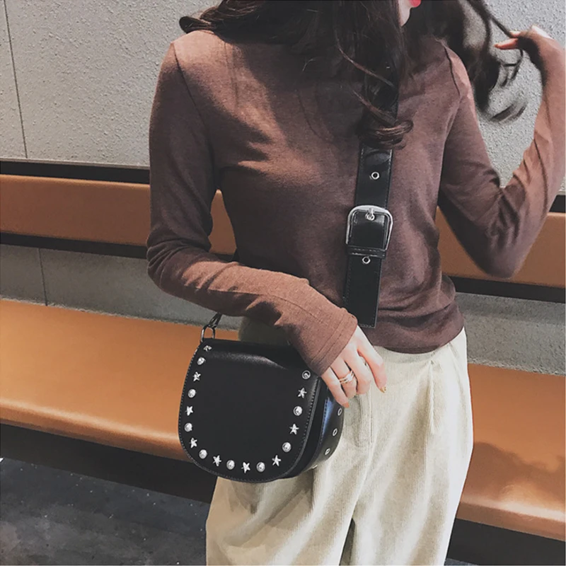 Модные сумки через плечо с заклепками высокого качества Сумка компактный ранец