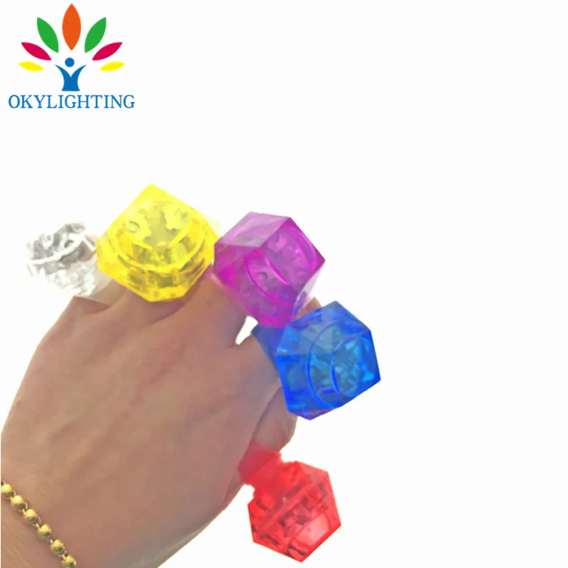 2018 костюм светодиоды бриллиантовое кольцо на палец Новинка мигающие светящиеся