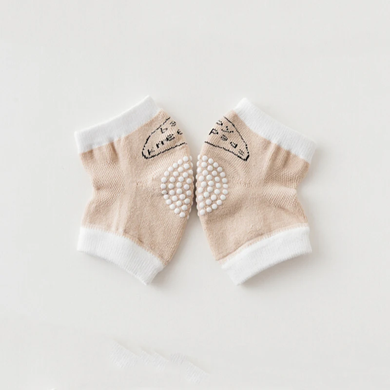 Противоскользящие наколенники для детей изогнутые ясельного возраста