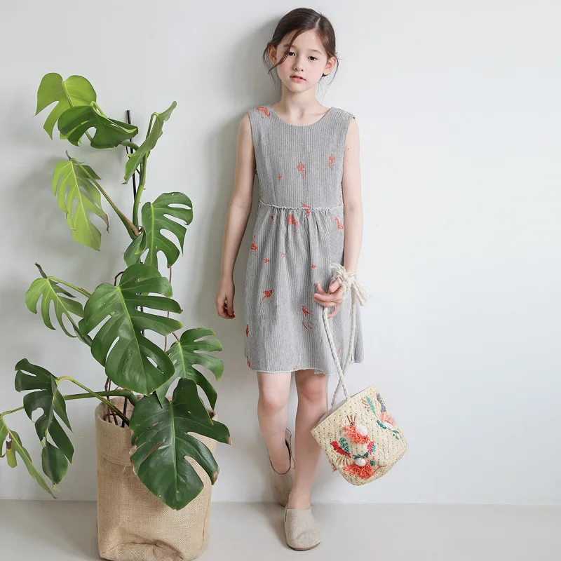 New Summer Style Brief Sweet Girl Cotton Dress Fashion Large V Sleeveless Parent-Child Teenage Girls Clothing | Детская одежда и