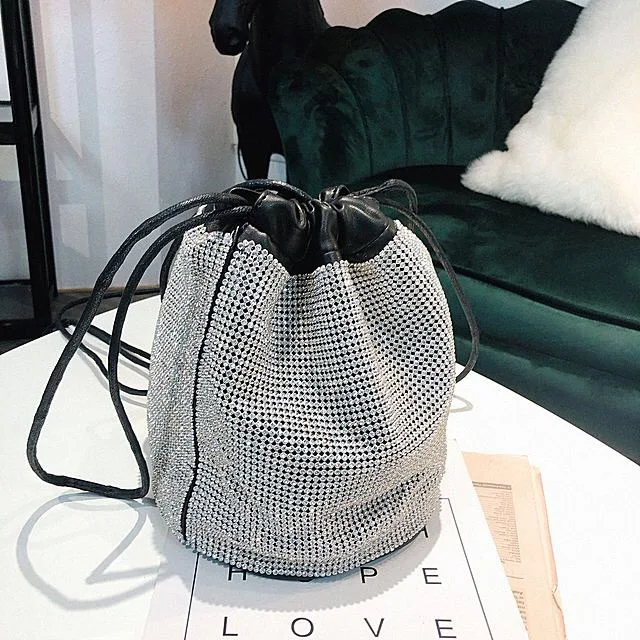 Новая весенняя женская сумка в Корейском стиле маленькая ведро со стразами