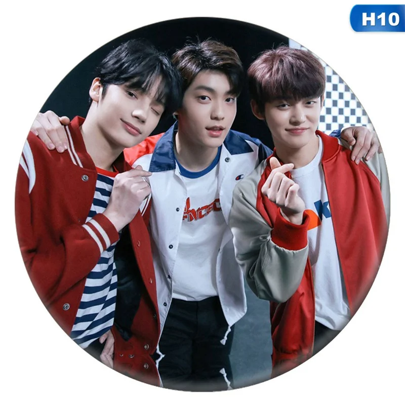 10 Kpop TXT TOGETHER альбом значок брошь булавки коллекция Значки для рюкзаков украшения - Окраска металла: 10