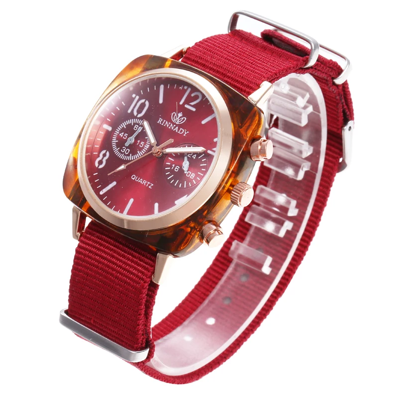 Пара часов качественные кварцевые часы мужские и женские с циферблатом