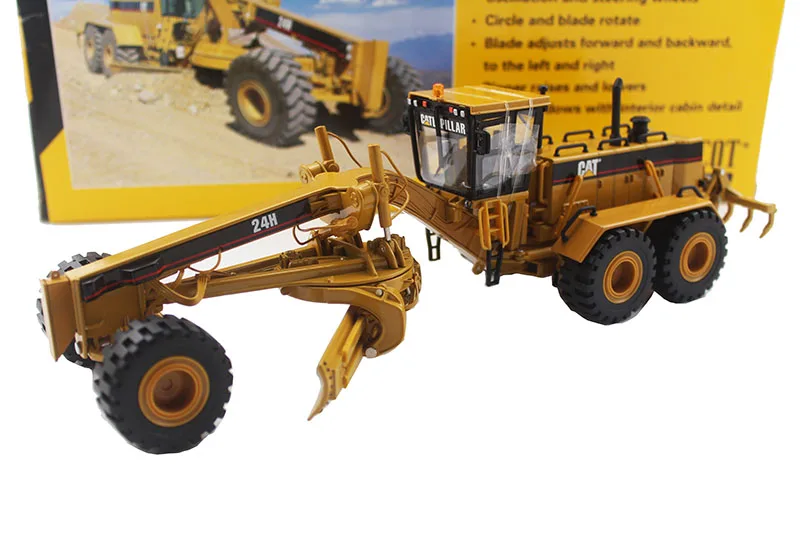 

Diecast Toy Model Norscot 1:50 Scale Caterpillar CAT 24H Motor Grader Truck Vehicle Engineering Machinery 55133 For Collection