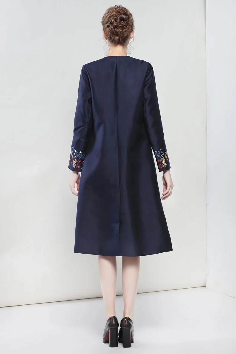 Осенние зимние куртки для женщин старинные королевская вышивка длинные пальто в