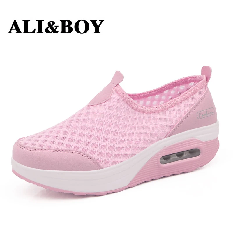 ALIBOY/сетчатые дышащие Спортивные кроссовки на танкетке сезон лето коллекция 2017