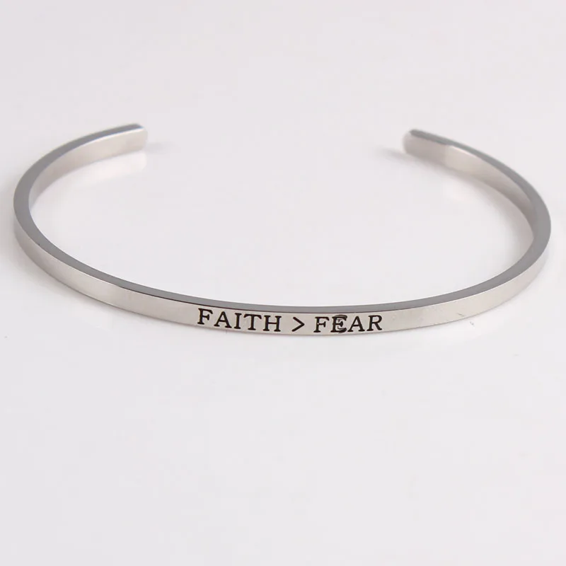 Браслет ручной работы из нержавеющей стали с гравировкой воодушевляющая цитата