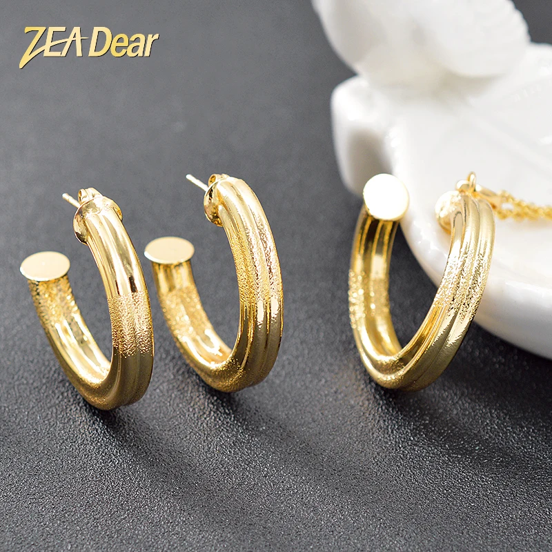 

ZEA Dear Jewelry Hot Selling Jewelry Findings Classic Round Copper Jewelry Set For Women Earrings Necklace Pendant For Wedding
