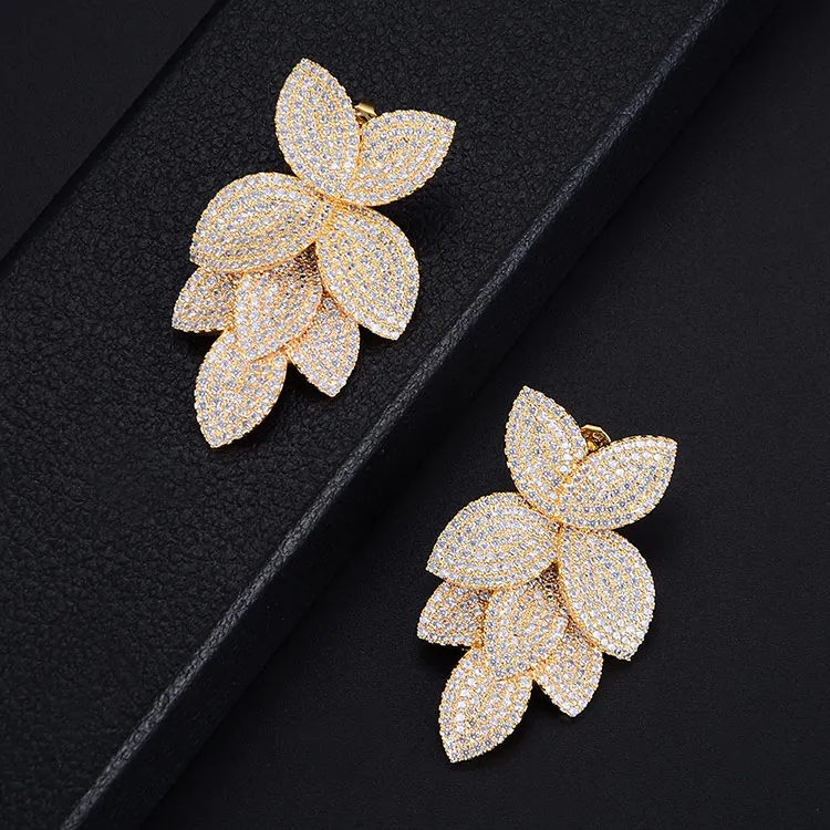 Gold Earrings Роскошные кольца в форме цветка, регулируемые кольца с кубическим цирконием, обручальные кольца на палец, ювелирные изделия для женщин - Цвет основного камня: Gold Earrings