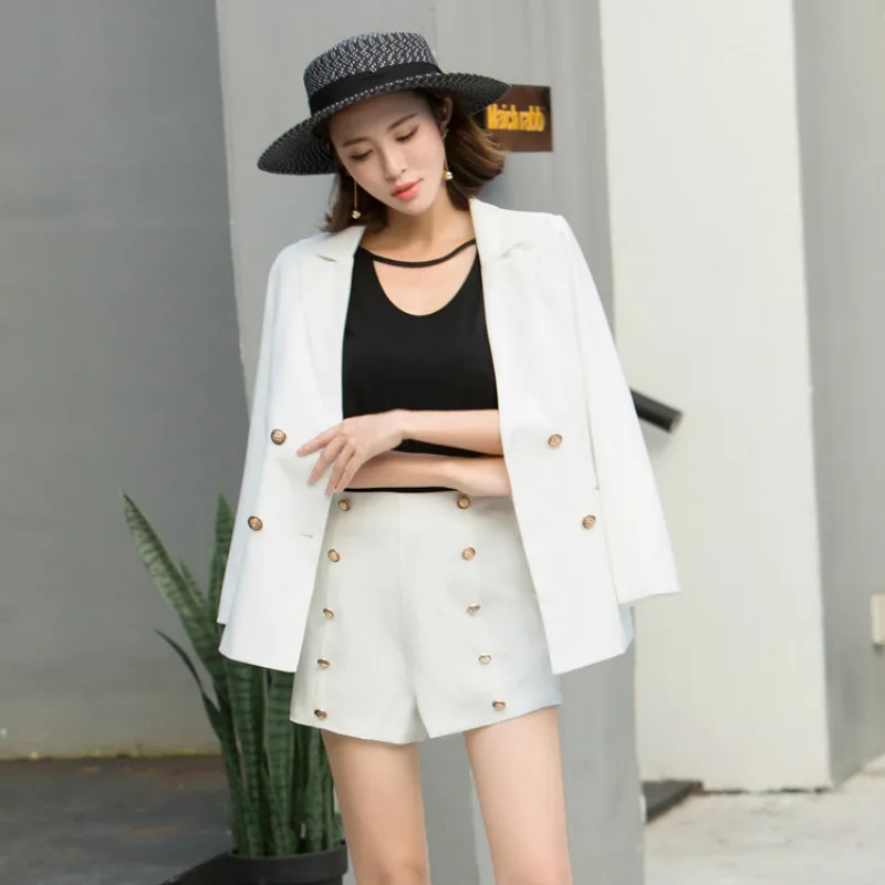 

Set female 2018 summer new style temperament small suit jacket + casual loose shorts elegant fashion two-piece
