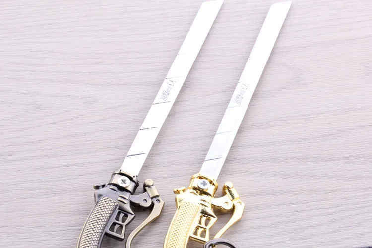 16 см мультяшный аниме атака на Титанов брелок для съемочного корпуса модель