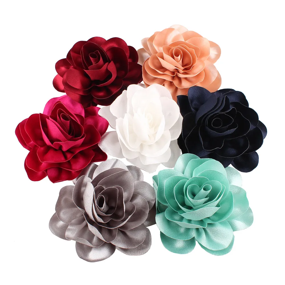 14 см с украшением в виде кристаллов из сатина большим цветком и цветочным узором