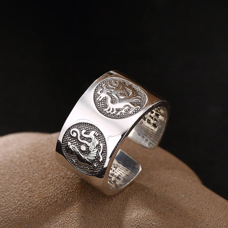 

2019 Fashion, Silver, S999, Four Pure Beasts, Pure Silver, Retro Personality, Men's Rings And Rings.