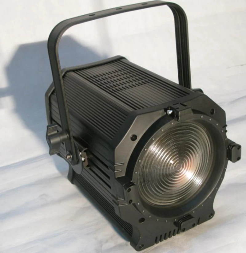 TIPTOP RGB RGBW White Barndoor Led COB Fresnel Light Zoom Photography Video Studio Color TV Spot Film | Лампы и освещение