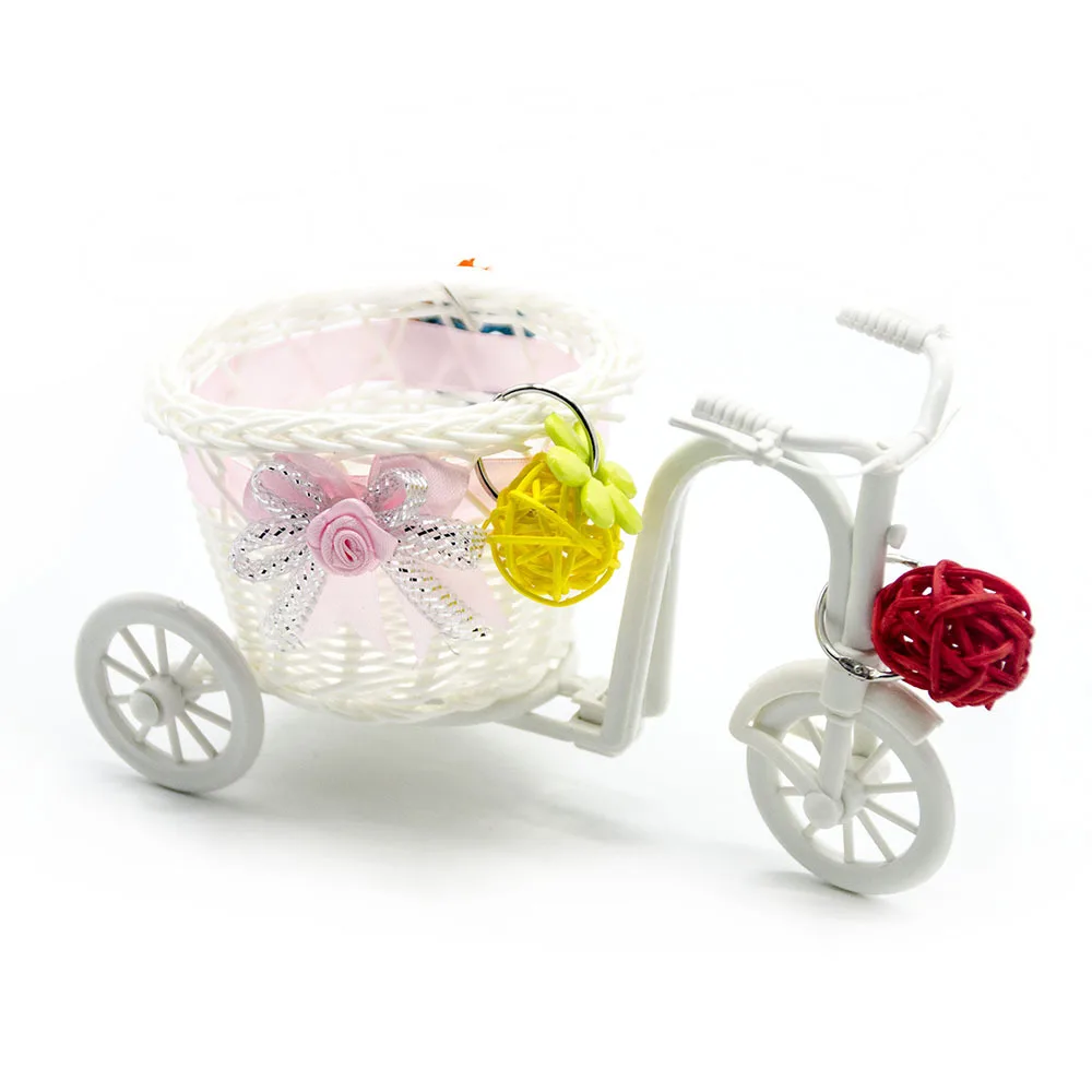 

1PCS Small Parrot Toy Trolley Rattan Toy Car Pen Holder Photography Props Shopping Basket