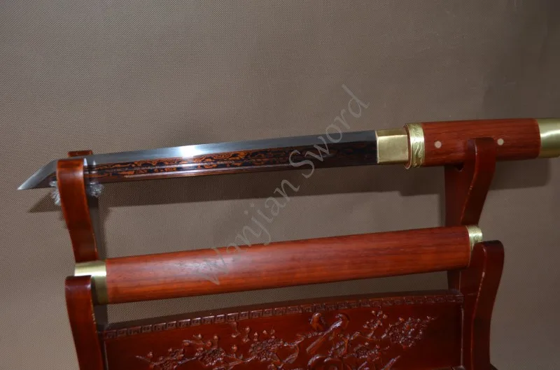 Японский меч Танто ручной работы класса А красный сложенный стальной деревянный
