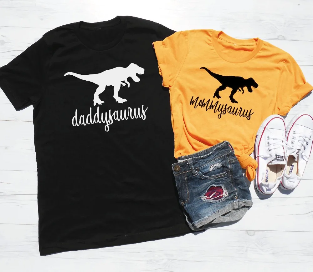 Mommysaurus Daddysaurus Семейные милые с рисунком динозавра одежда для мамы папы и день