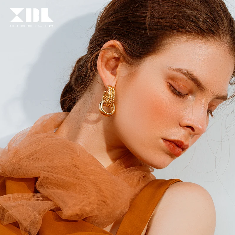 2019 sleek минималистский дизайн чувство серьги для молодой женщины ниша темперамент