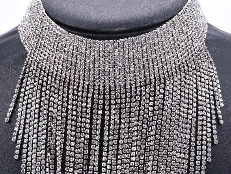 Bling Кристалл кисточкой чокер кулон ожерелья для женщин ювелирные изделия преувеличенные украшения длинная чашка цепь бахрома ожерелье Поддельный Воротник