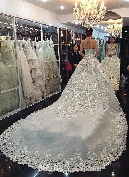 Новые Роскошные свадебные платья 2019 с бретелькой через шею кристаллами Swarovski