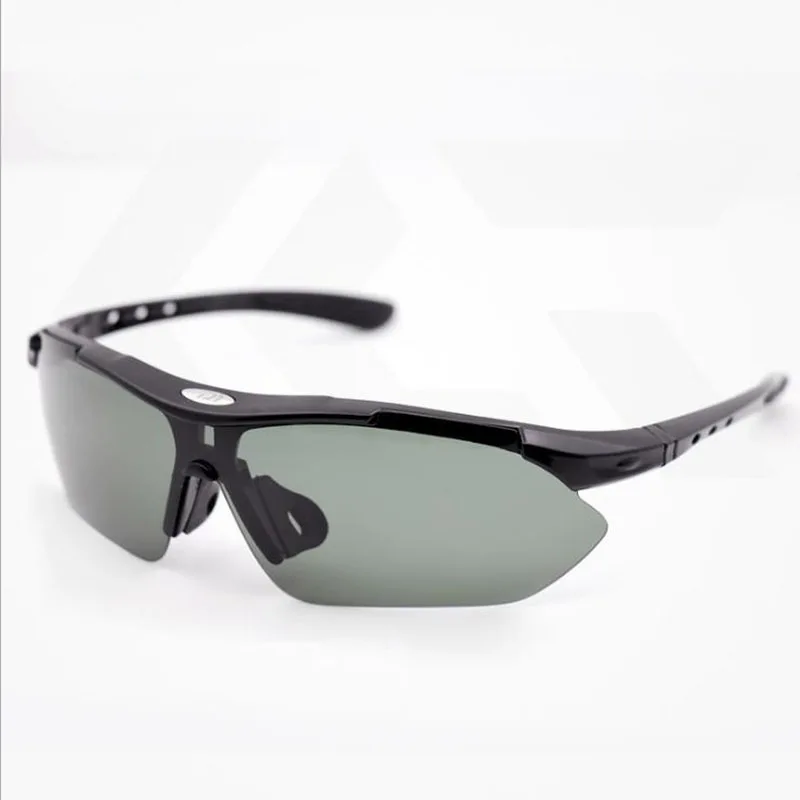 Daiwa New Outdoor Sport Fishing Sunglasses Men Fishing glasses Cycling Climbing Sun Glasses With Resin Lenses Polarized - Цвет: Черный