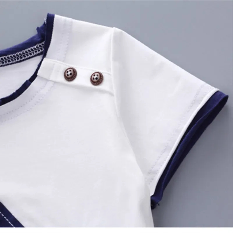 2 шт. футболка с коротким рукавом и шорты геометрическим рисунком |