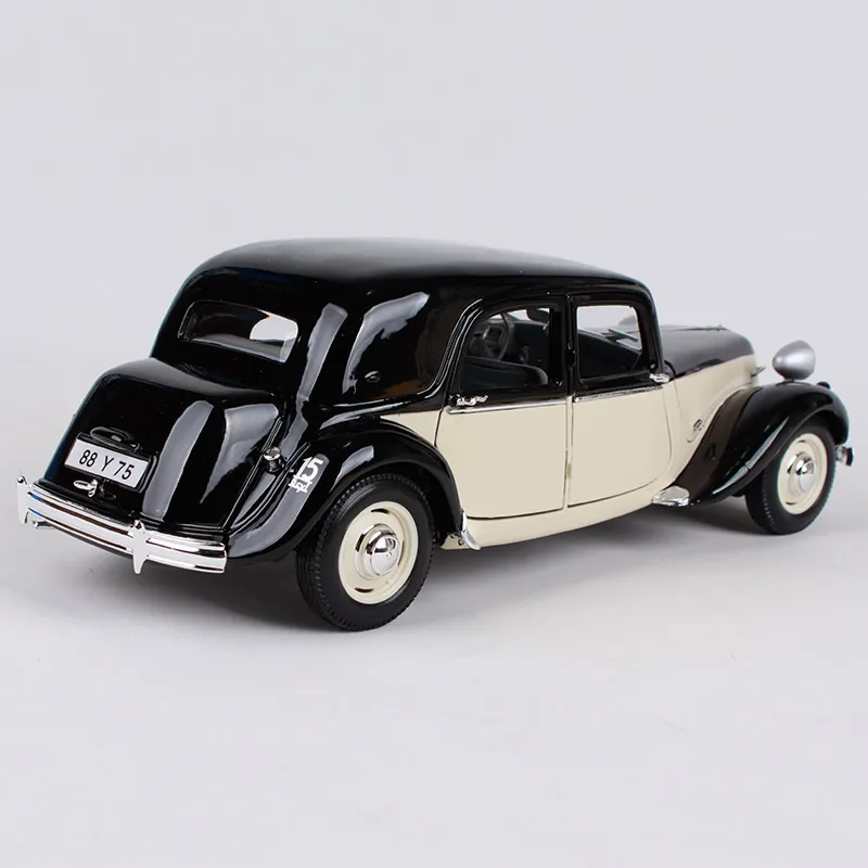 Maisto 1:18 1952 Citroen 15CV 6 цил модель автомобиля черный белый цвет 265*95 * мм 84 Двигатель