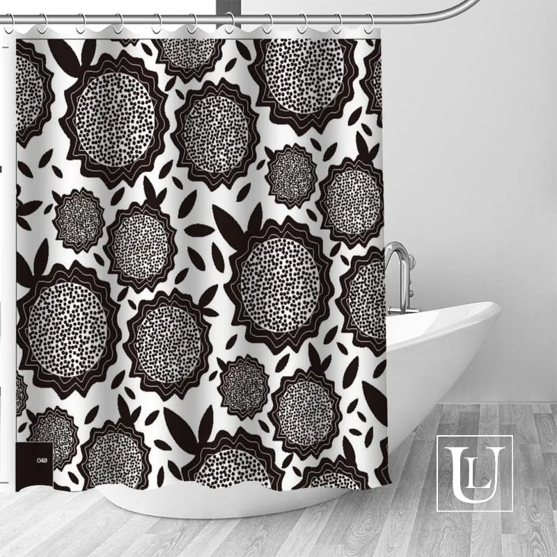

High Quality Custom Black and White Shower Curtain Polyester Fabric Bathroom Curtain Hooks Mildew Resistant Bathroom Decor